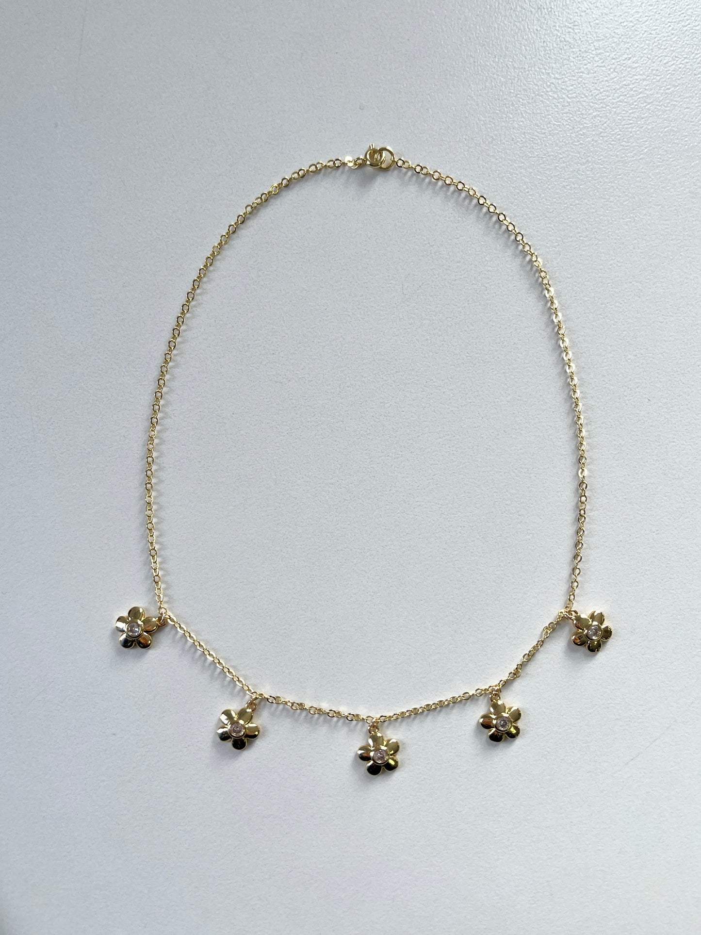 Daisy necklace